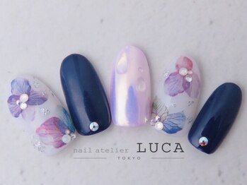ネイルアトリエルカ(nail atelier LUCA)/W-633 大人可愛いフラワーネイル