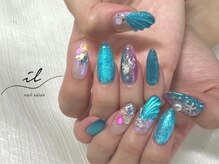 イル 神戸店/マグネット×人魚ネイル