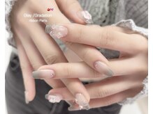 アロワ(Arowa)/グレーグラデーションネイル