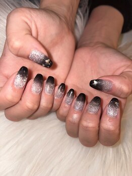 ルアナマナ(Luana Mana)/黒グラデと蝶