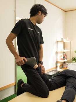 フィットコム(Fitcom)/【ストレッチ整体】ひざのお悩み