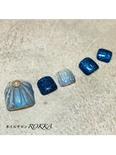 ロッカ(ROKKA)/ブルーの濃淡フットネイル