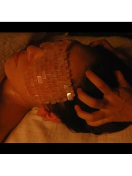 ララルアナ(Lara luana)/温石ヘッドスパでリラックス