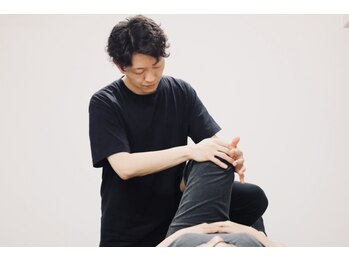 ビースリーク 円山(B/Sleek)の写真/【当日予約◎】つらい首肩こり/腰痛に♪”理学療法士”が姿勢×動作から整える本格派ストレッチ整体!!