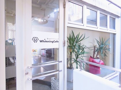 ホワイトニングカフェ 熊本店(WhiteningCafe)の写真