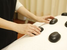 おおむらさき整体院の雰囲気（新時代の温活、炭ホットストーン整体で心身ホカホカに整う毎日♪）
