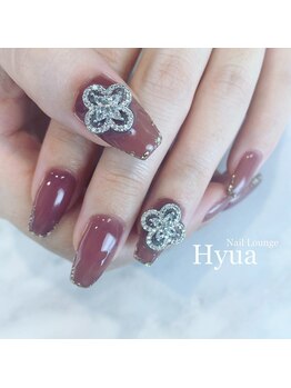 ネイルラウンジ ヒュア(Nail Lounge Hyua)/【定番】ワンカラー＋ラメライン