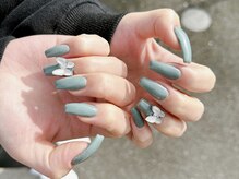 プラス セカンド(Plus 2nd)/ワンカラー×蝶ストーン