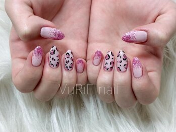 ヴリエ 小作店(VURIE)/ピンクレオパードネイル