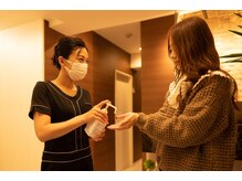 ◇◆落ち着いた照明とアロマの香り漂うきれいな店内◇◆