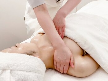 ポーラ ザ ビューティ イオンフードスタイル新松戸店(POLA THE BEAUTY)/デコルテケア