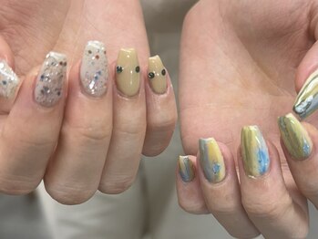 イビズ 新宿店(eviz)/ちぐはぐネイル