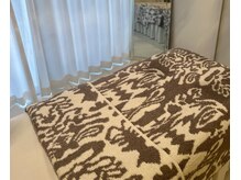 寒い季節には、ヒートマット×ふわふわブランケットでリラックス