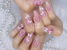 フロル(FLOR)/リボンいっぱいラメチークネイル