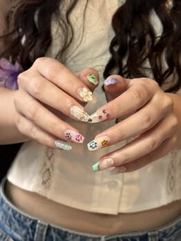 アムナネイルズ(amuna nails)の写真/【施術歴16年のハイクオリティ】アセトンを使わずにオフする爪に優しいフィルイン専門サロン♪もちの良さ◎