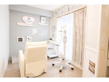 ホワイトニングショップ 札幌(Whitening Shop)の雰囲気(半個室で施術中もリラックスしていただけます♪)