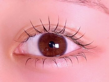 ヴィヴィ(vivie)の写真/歴11年目のベテランオーナー担当＜マツエク外部講師歴有☆＞超軽量のフラットラッシュ¥5800~◆モチも好評！