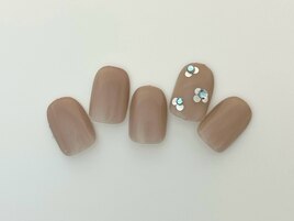 Bコース5200円ショートネイル