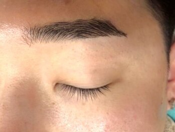 グランゲート 浦和ワシントンホテル店の写真/お顔の印象を決める眉毛もプロの手で美しく♪【パリジャンブロウ】で自分至上最強にキレイに見える眉毛に！