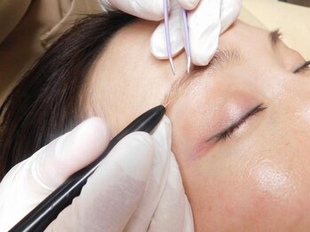 ヴィオラ 松戸店(Viola)の写真/【卒業できる眉毛脱毛】美容電気脱毛で眉毛のお手入れから卒業！似合わせ眉デザインからお任せください♪