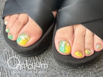 オンシジューム(Oncidium)/トロピカルカラー♪フットネイル