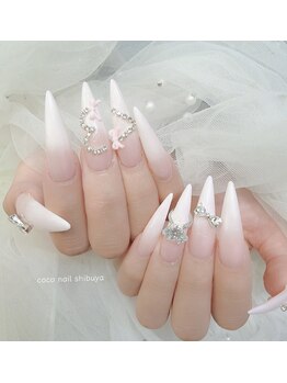 CoCo Nail【ココネイル】渋谷《長さ出し専門店/つけ放題/持ち込み》/