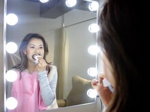 ティースクリーン(Teeth Clean)/表面の唾液を拭き取る