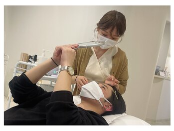 モテテ(motete)/出来上がりを鏡でチェック！