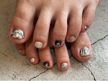 カーティシーネイルズ(curtisii NAILS)/