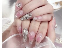 ミス シャーリー(Miss Shirley)/【チーク×ストーン埋めつくし】