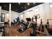 きむら整体院 プライベートジム B.M.K/04 トレーニングマシン各種