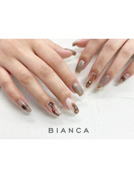 シンプル系（オフィス・日常）が得意