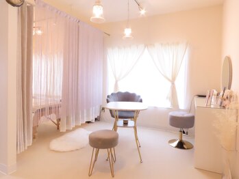 アジサイ(Ajisai)/サロン内観