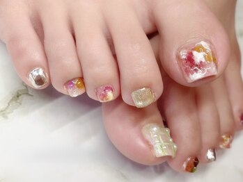 サロン ド スーリール 新市街店(salon de SOURIRE)の写真/【持ち込みデザインもOK◎】ニュアンス系から最新アートまでお任せください!あなたの足元を華やかに演出☆