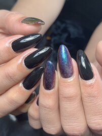 ブラック×メタリックラメネイル