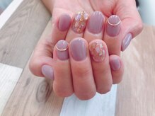 ネイル アンド アイラッシュ虹/