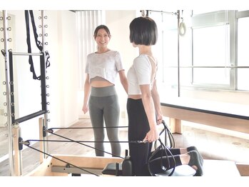 イグネス 池袋西口店/《二の腕引き締めピラティス》