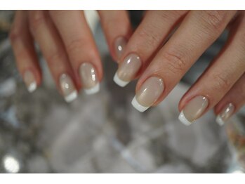 ハンドネイル/フレンチネイル