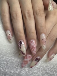 春チェックネイル