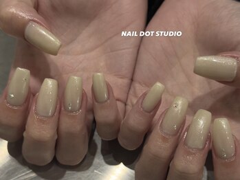 ネイルドットスタジオ 堺筋本町(NAIL DOT STUDIO)/イエローパールで春らしく