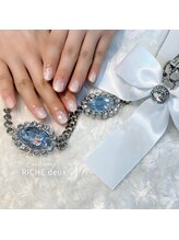 リッシュ ドゥ(RICHE deux)/ホワイトガーリーネイル！