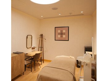 エムズワン 都ホテル店(M'S ONE)/完全個室のプライベート空間♪