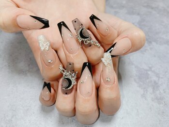 コロミネイル(colome nail)の写真/自爪の形が気になる方もスカルプで理想の形を手に入れて…♪すらっとした華やかな指先を演出します◎