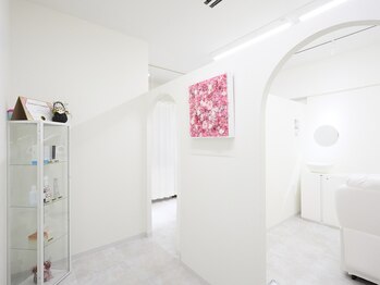 ホワイトニング ハナ 南本町店(WHITENING HANA)の写真/"初回限定◆50%OFF"【¥9960→¥4980】嬉しい都度払いOK◎選べる強度◇納得の結果セルフホワイトニング