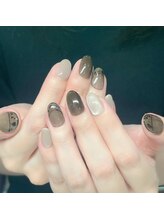 アイリス ネイルアンドアイラッシュ(IRIS nail&eyelash)/シアーブラックネイル