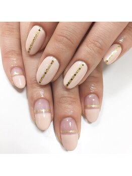 アイラッシュアンドネイル専門店 クラル(CURAR)/アシメネイル¥7980