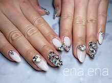 エナ エナ(ena ena)/