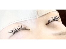 グランツ フリル アイ ビューティ 谷山店(GLANZ Frill Eye Beauty)の雰囲気（トレンドの束感エクステも◎カラー変更もできます。）