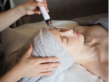 【毛穴|ハーブピーリング】韓国肌管理Belle 京都河原町【3/29 NEWOPEN(予定)】の写真/【開き毛穴/黒ずみケア】ハーブピーリング+ハイドラ毛穴洗浄の韓国式毛穴ケアで毛穴レス◎即実感する肌管理