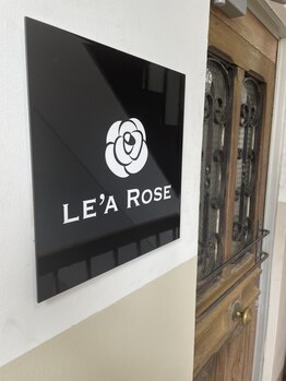 レアローズ(LE'A ROSE)/入口ロゴ